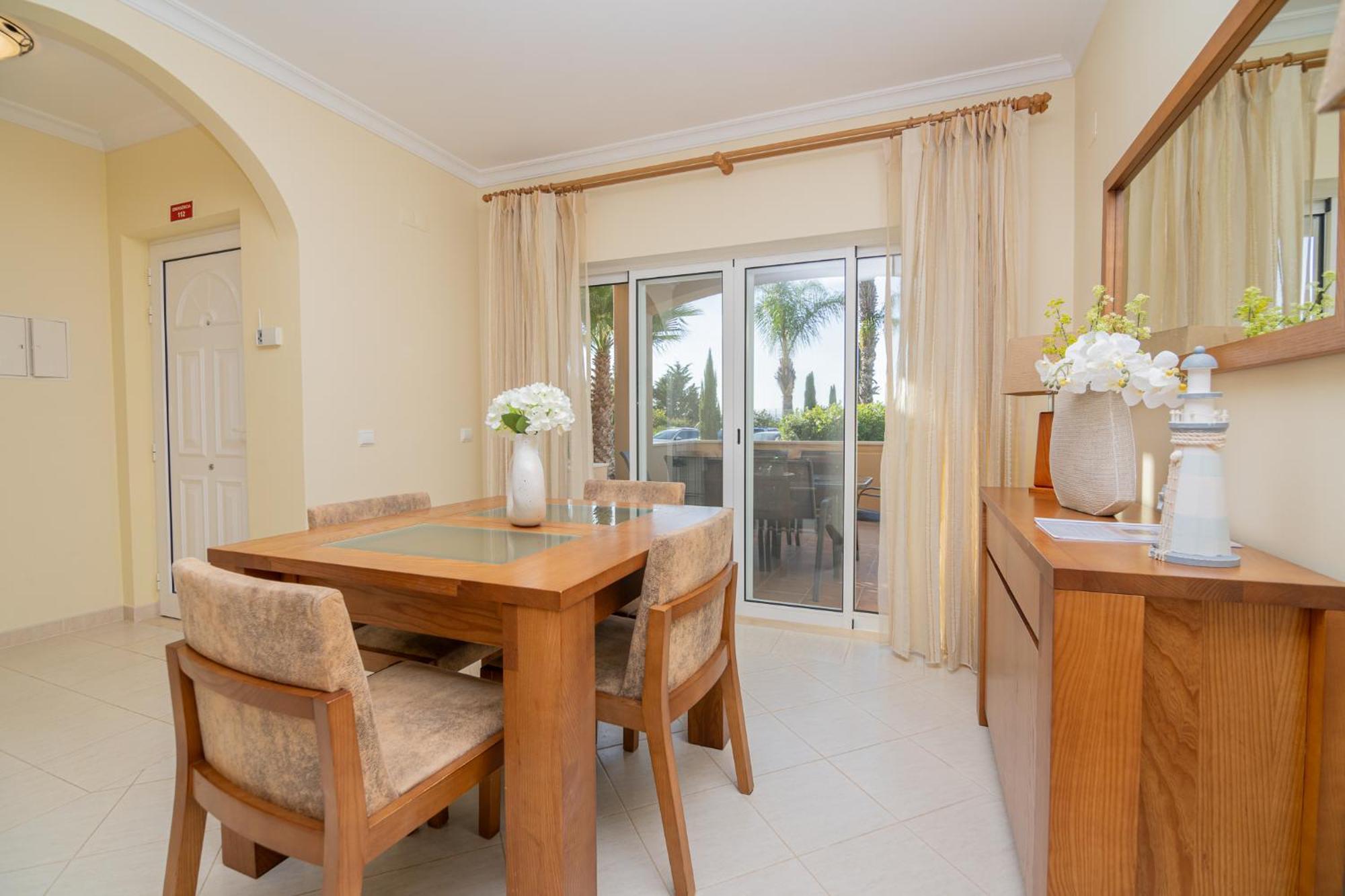 Quinta Da Boa Nova - Cheerful And Spacious 2-bedroom Duplex Estombar