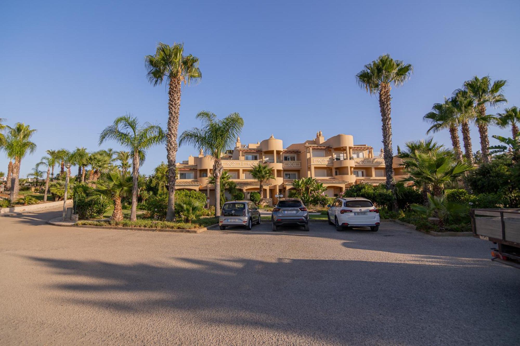 Quinta Da Boa Nova - Cheerful And Spacious 2-bedroom Duplex Villa *